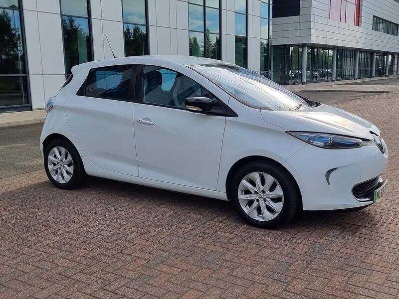 RENAULT ZOE