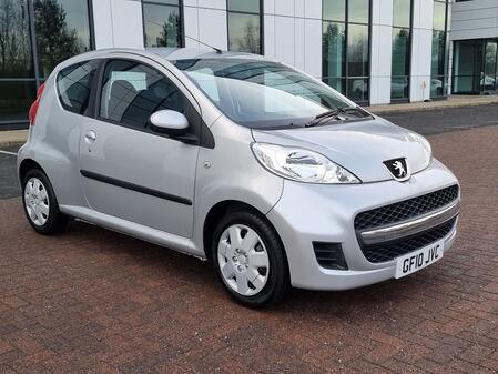 PEUGEOT 107 1.0 12V Urban