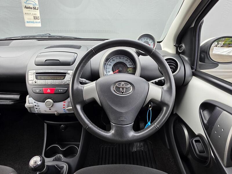 TOYOTA AYGO