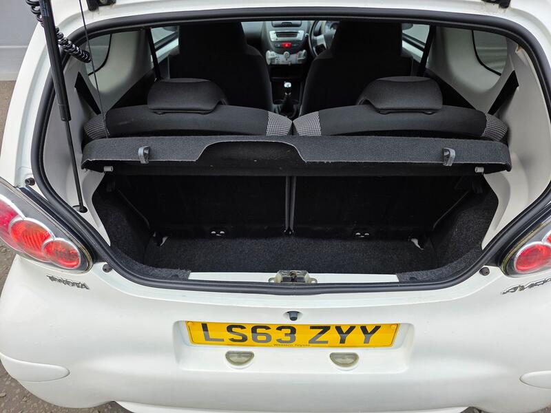 TOYOTA AYGO