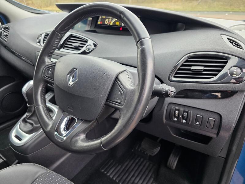 RENAULT GRAND SCENIC