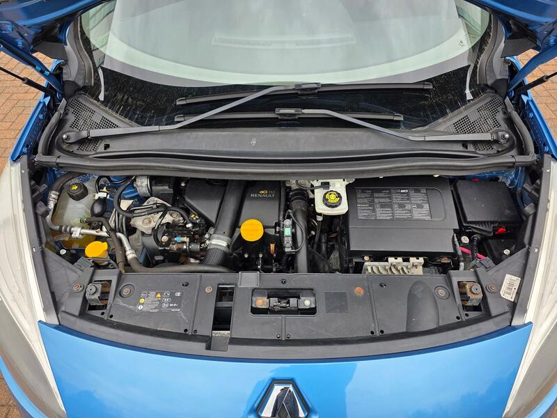 RENAULT GRAND SCENIC
