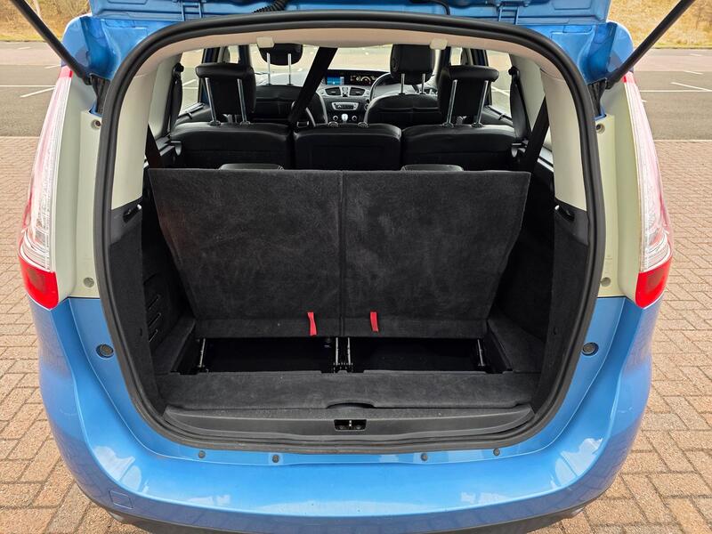 RENAULT GRAND SCENIC