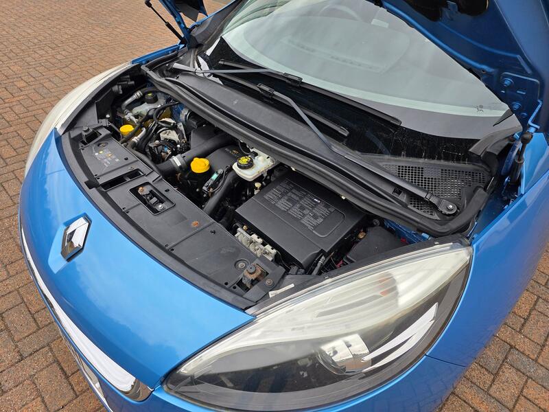 RENAULT GRAND SCENIC
