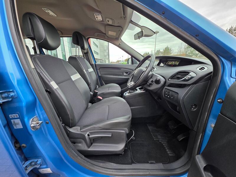 RENAULT GRAND SCENIC